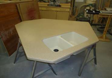 Solid Surface Tops